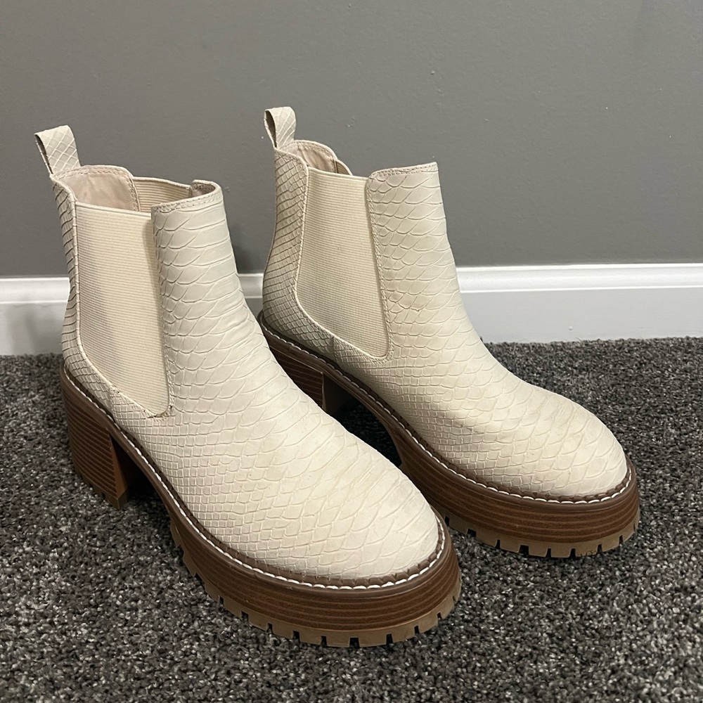 MIA Cream Textured Ankle Booties